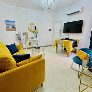 Centro Storico Apartment, Great Central Location! All New Furniture And Appliances! Apartament